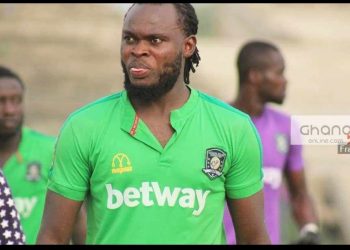 Yahaya Mohammed advices Patrick Razak on Hearts move.