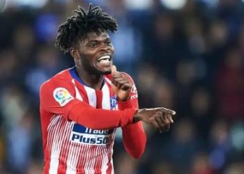 CK Akonnor admonished Partey to snub Arsenal move.