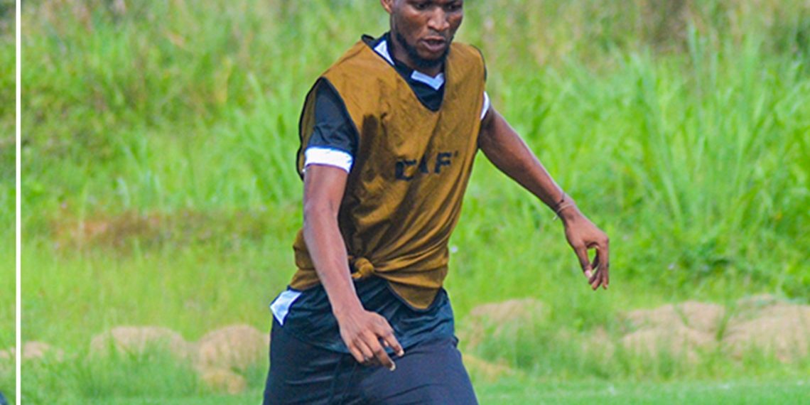 Latif Anabila trains with Asante Kotoko