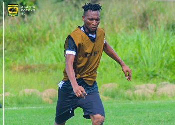 Latif Anabila trains with Asante Kotoko