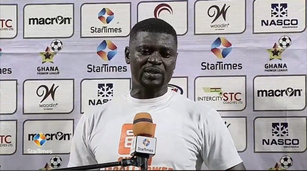 VIDEO: Watch how coach Samuel Boadu was punished for reporting late to training