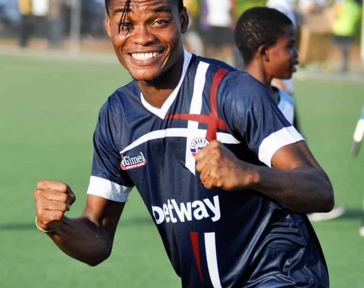 WAFA set to sign Ashgold youngster Razak Simpson