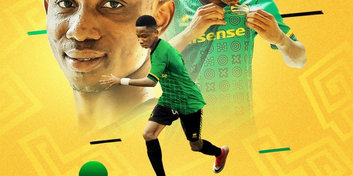 OFFICIAL : Asante Kotoko announce the signing of 18-year old Clinton Opoku from Phar Rangers