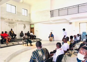 Ghana Premier League: Chief of Aiyinase blesses Karela United
