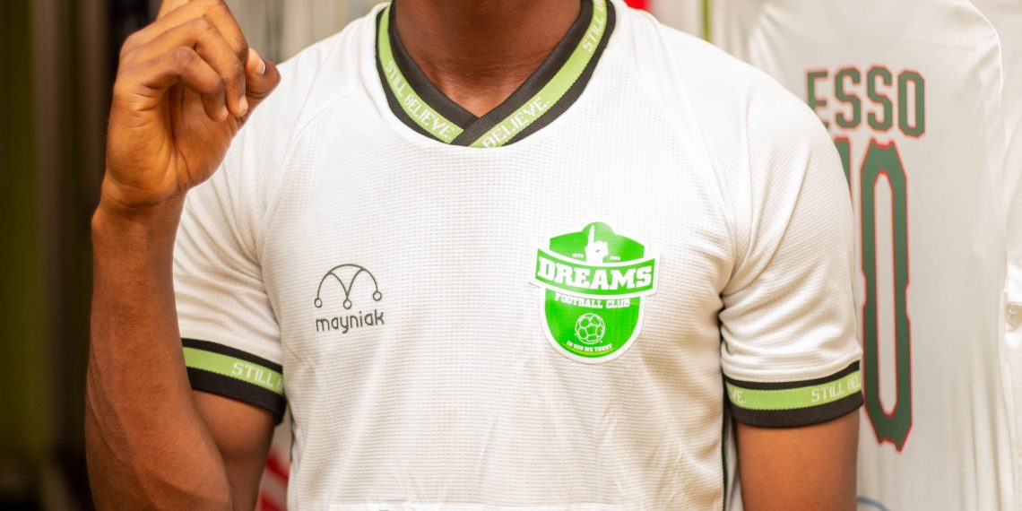 Dreams Fc unveil new signing Mohammed Abubakar