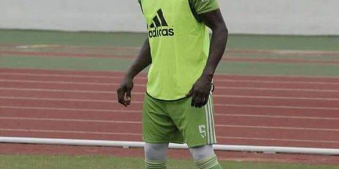 Enock Abakrow signs for newly promoted Division One League Club