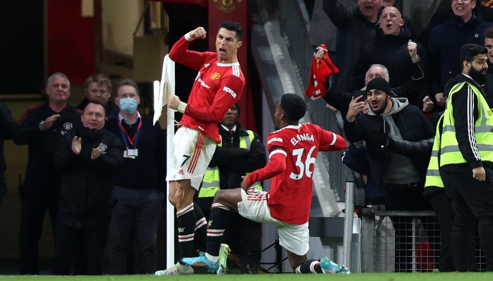Ronaldo scores hat-trick as Man United beat Tottenham