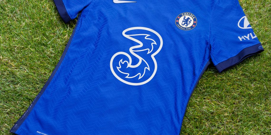 Chelsea to play without shirt sponsor