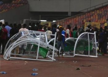 Nigeria await Fifa verdict on crowd trouble after Ghana game