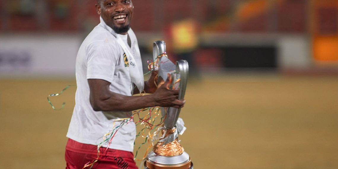 Emmanuel Keyekeh: Karela coach expresses love for Asante Kotoko midfielder