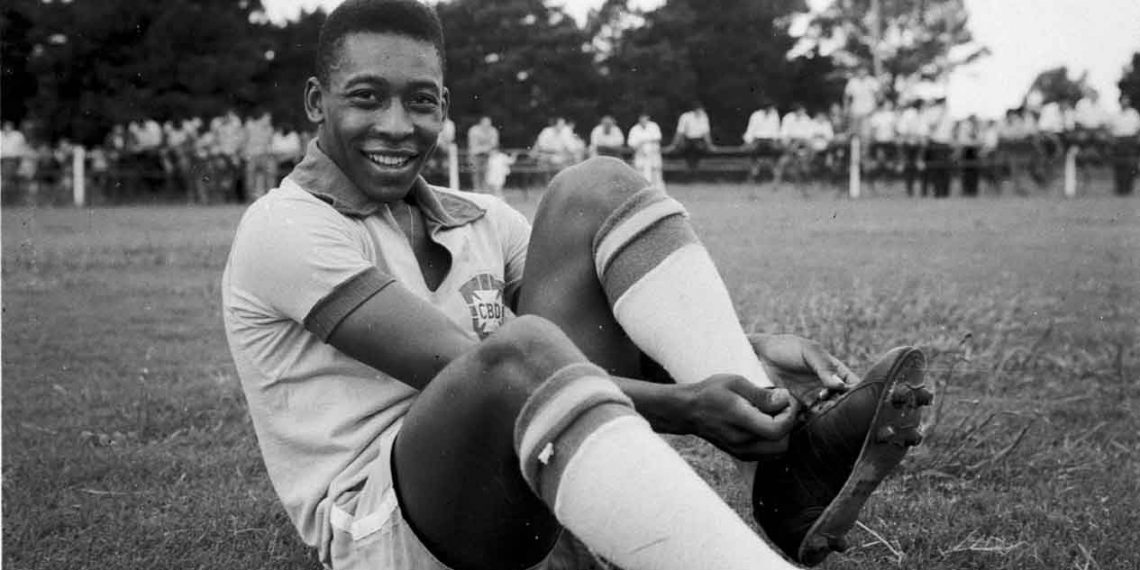 Messi, Ronaldo, Mbappe lead tributes to Pele