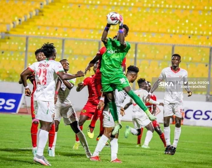 DOMESTIC TRANSFER: Medeama SC in secret talks with two Karela United players