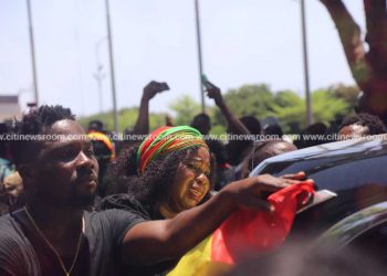 Ghanaians troop to State House to mourn Christian Atsu