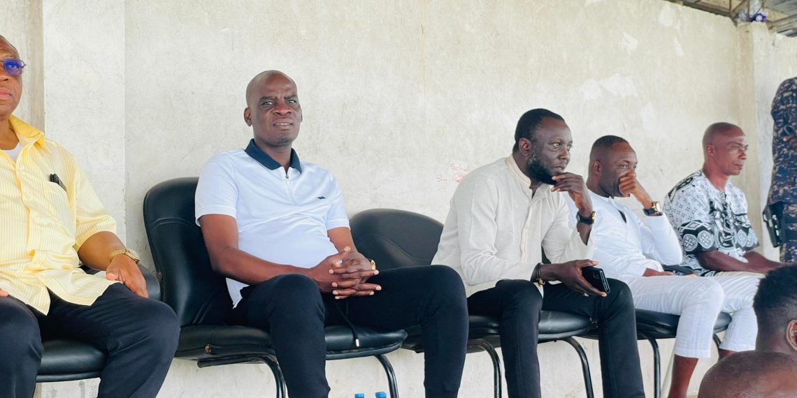PHOTOS: Haruna Iddrisu attends his first game at CAM Park