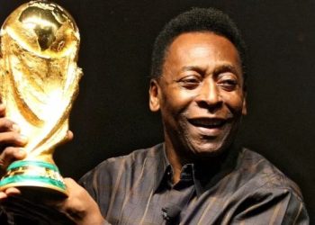 Pelé honored with inclusion of his name in dictionary
