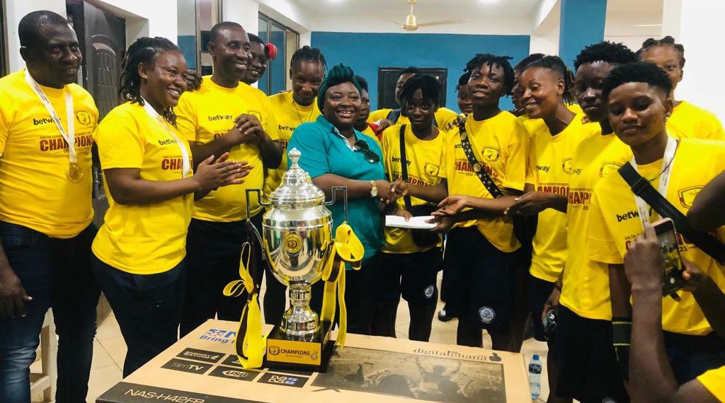 Ampem Darkoa Ladies gifted 10,000 cedis for retaining WPL title