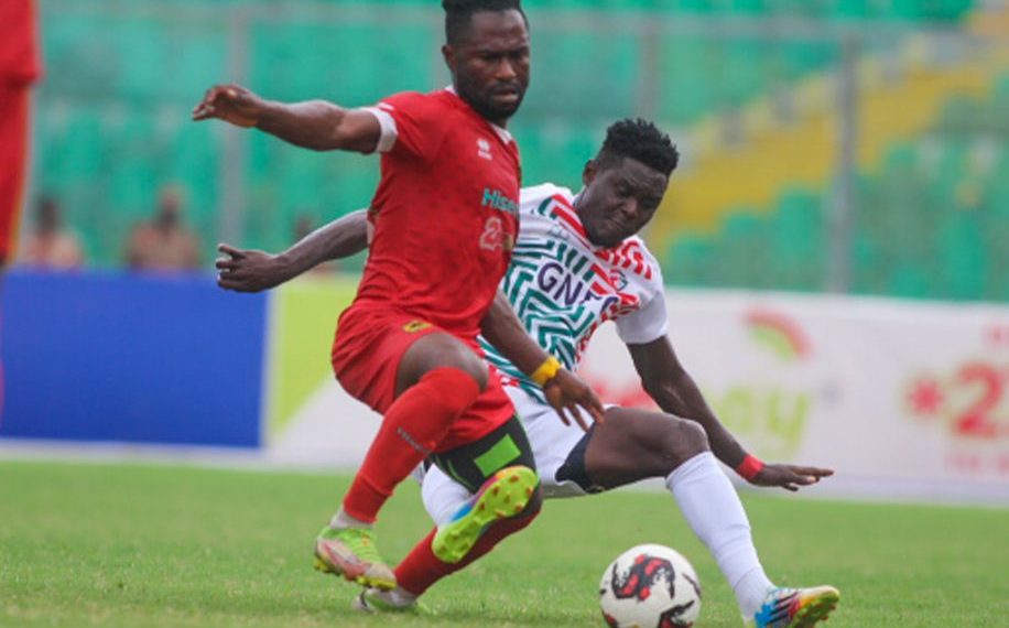 Kotoko’s Sarfo Taylor reacts to his MOTM award in Karela draw