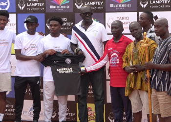 Tariq Lamptey Foundation donates to kids at Asamankese