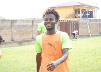 Elmina Sharks closing in on deal to sign young defender Mathew Tanoe Kwofie