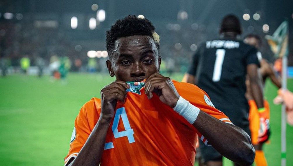 “What a Player”  Micheal Essien hails Ivorian youngster Simon Adingra