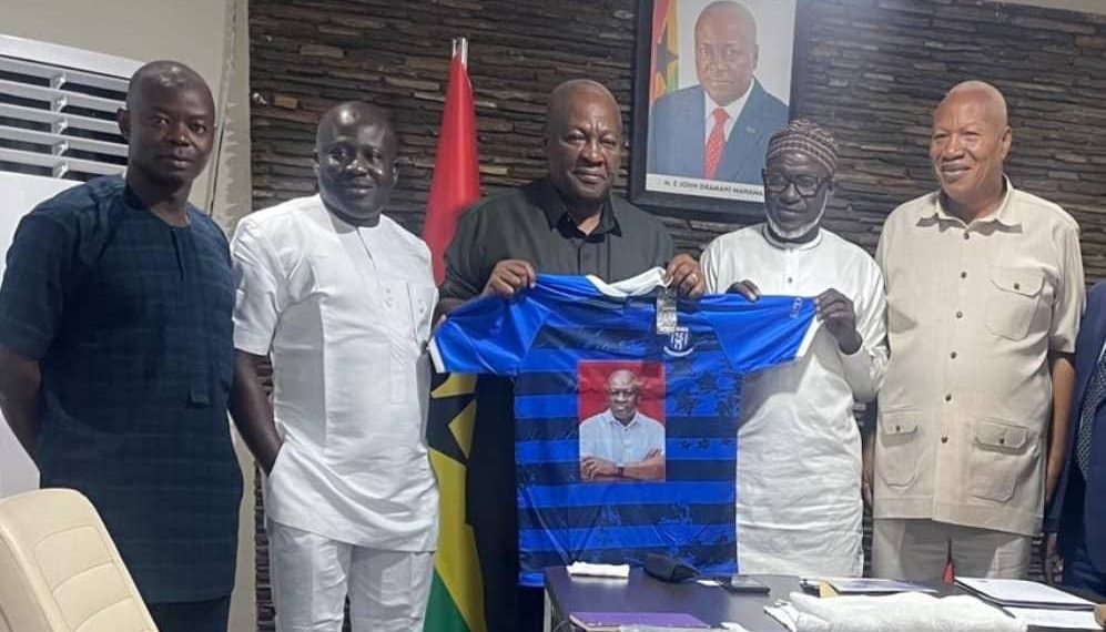GPL Relegation Battle: Ex-President John Mahama motivates RTU with Ghc100,000