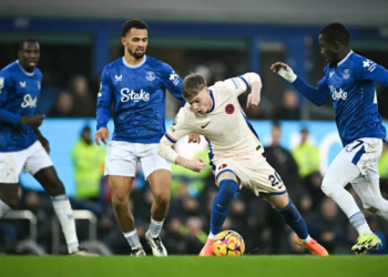 Chelsea held to frustrating goalless draw at Everton