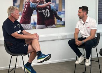 Moyes in talks with Everton over return to club