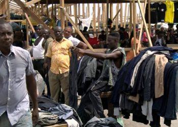 Benjamin Azamati donates GH¢10k to victims of Kantamanto Market fire