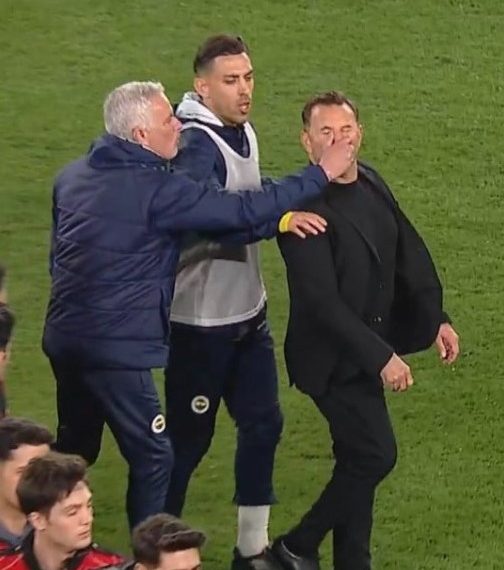 JOSE AGAIN: Fenerbache Manager pinches Galatasaray Head Coach’s nose; sparks melee