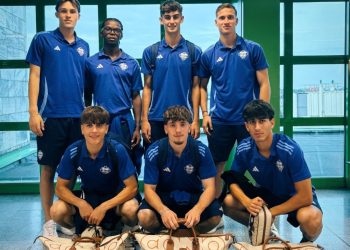 VIDEO: Como players arrive Ghana for charity event