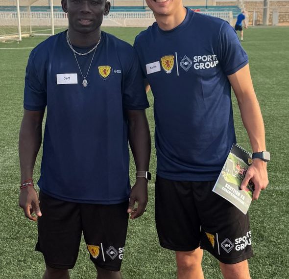 Coach Jeff Eduku undergoes training at Borussia Dultmund