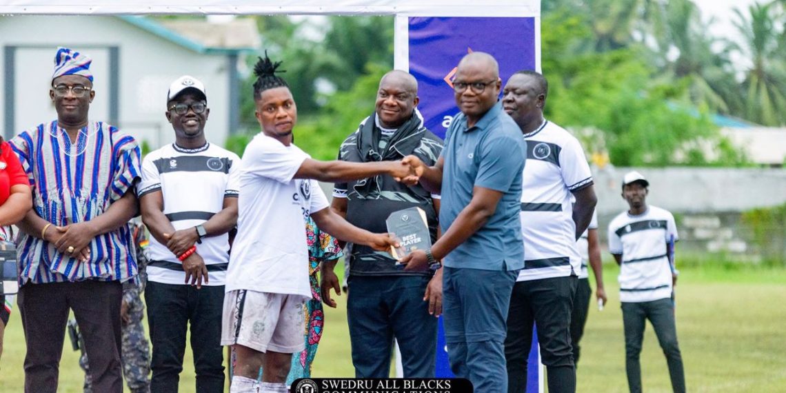 Ebenezer Amoh named Swedru All Blacks Player of the Season