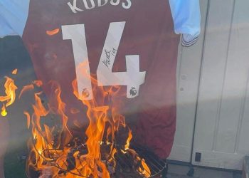 Image: Angry West Ham fans burn Kudus jersey after Spurs move